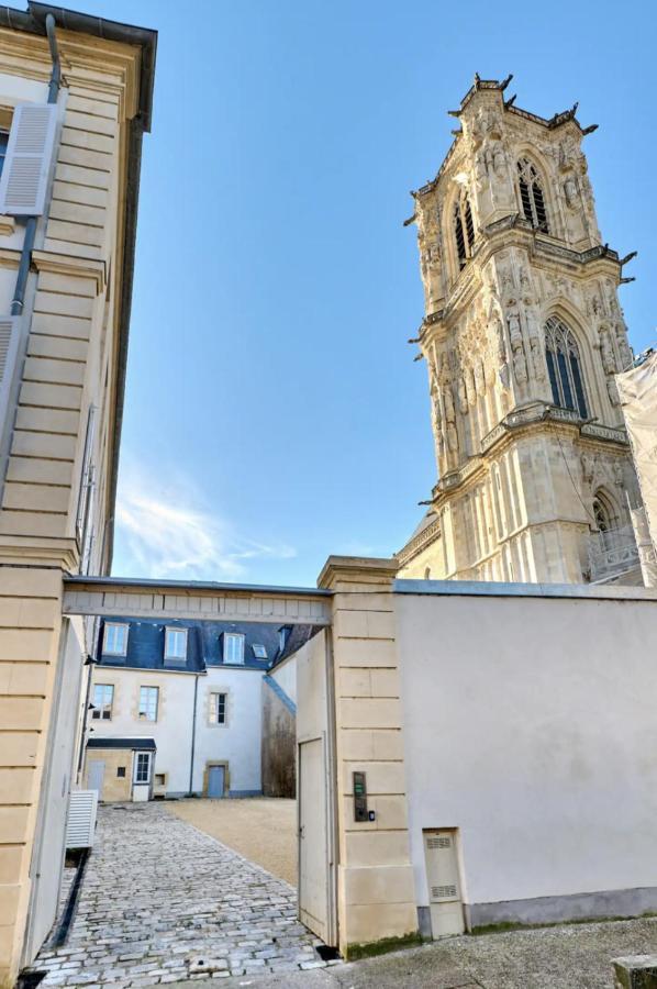 Appartement Montagnon - Les Suites Du Palais - Classe 4 Etoiles, Parking Prive, Vue Cathedrale, 3 Chambres, Primo C0Nciergerie Νεβέρ Εξωτερικό φωτογραφία