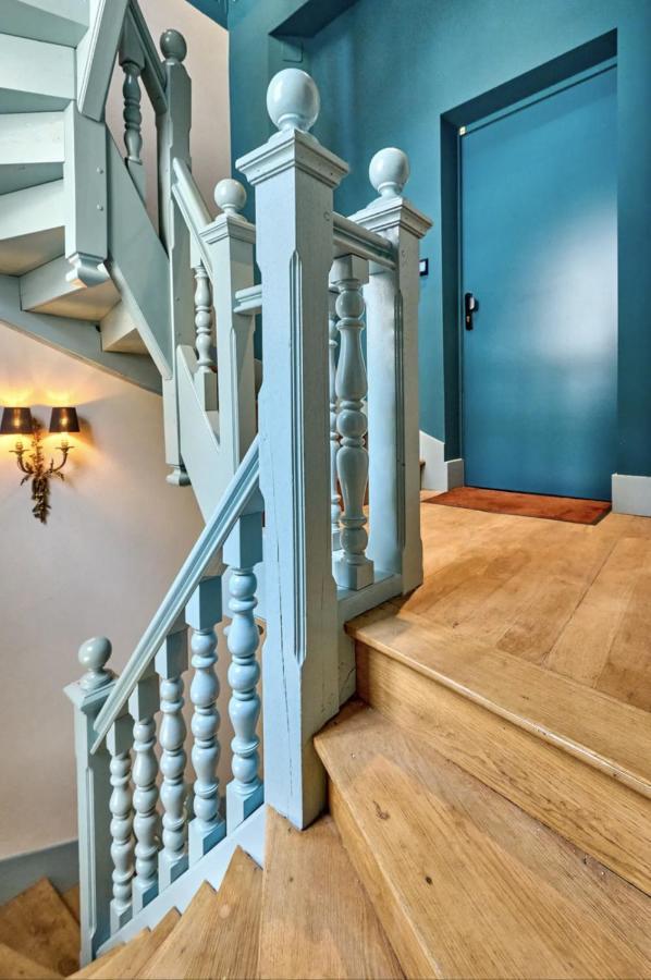 Appartement Montagnon - Les Suites Du Palais - Classe 4 Etoiles, Parking Prive, Vue Cathedrale, 3 Chambres, Primo C0Nciergerie Νεβέρ Εξωτερικό φωτογραφία