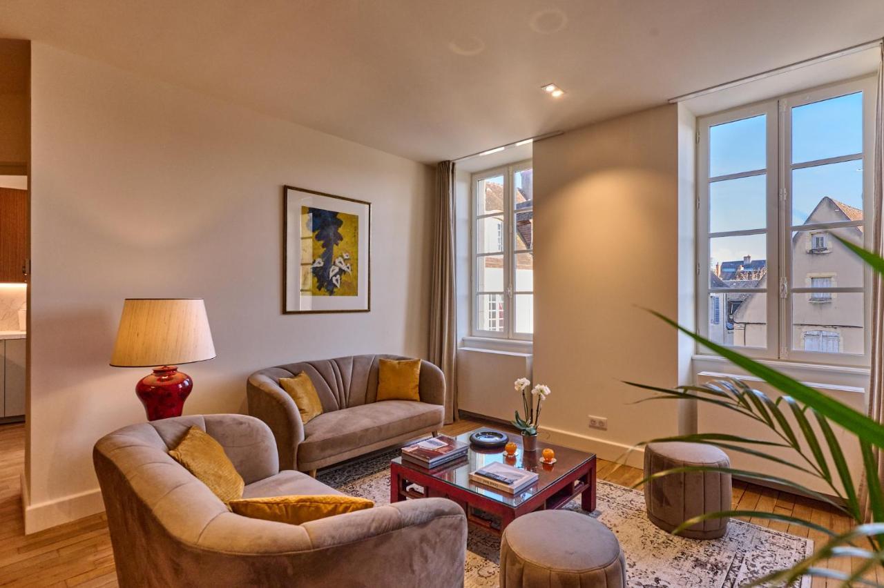 Appartement Montagnon - Les Suites Du Palais - Classe 4 Etoiles, Parking Prive, Vue Cathedrale, 3 Chambres, Primo C0Nciergerie Νεβέρ Εξωτερικό φωτογραφία