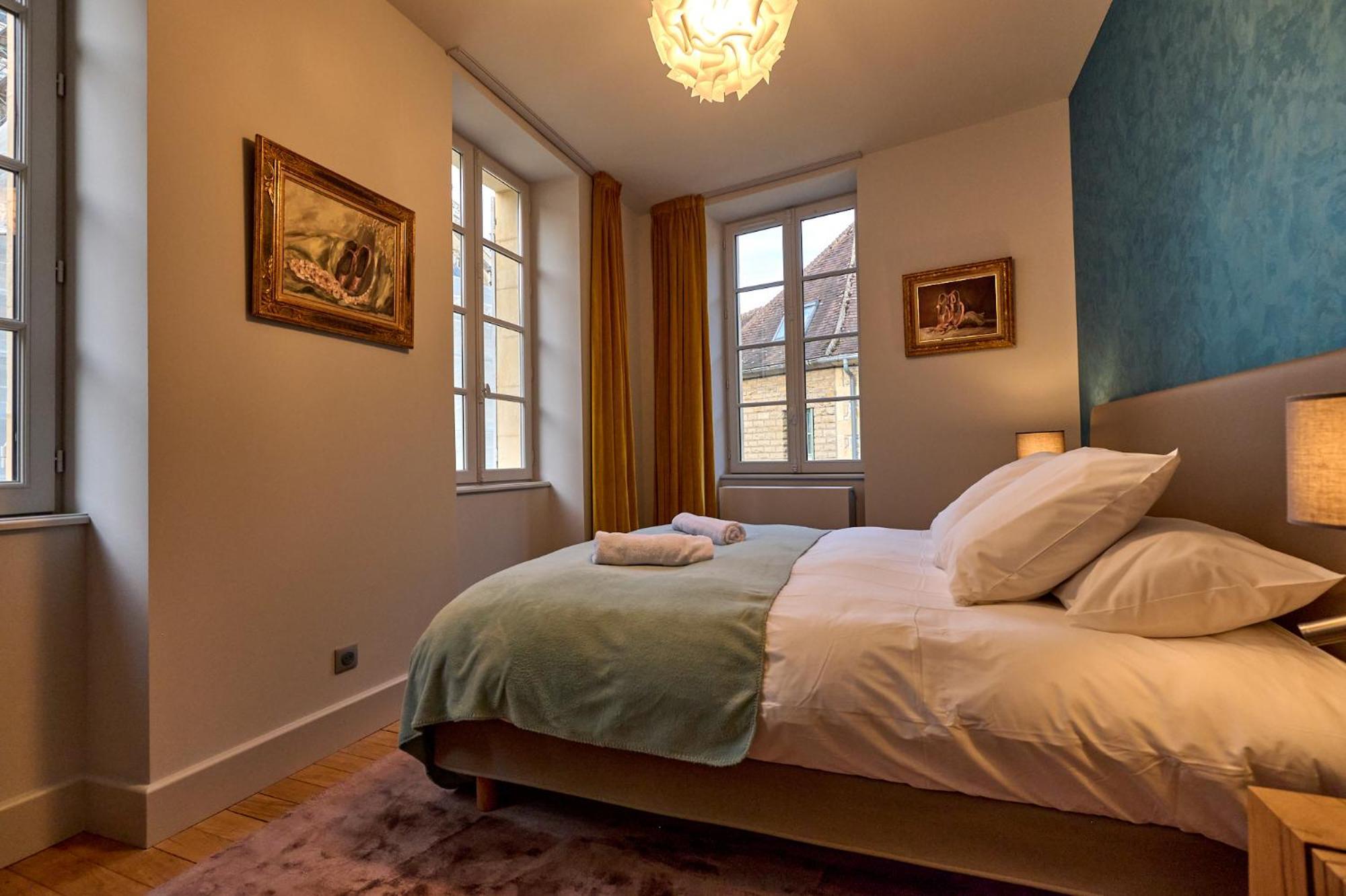 Appartement Montagnon - Les Suites Du Palais - Classe 4 Etoiles, Parking Prive, Vue Cathedrale, 3 Chambres, Primo C0Nciergerie Νεβέρ Εξωτερικό φωτογραφία