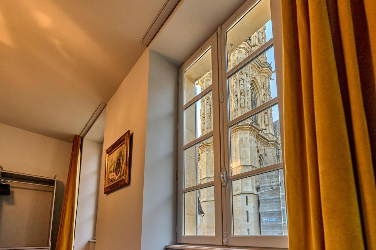 Appartement Montagnon - Les Suites Du Palais - Classe 4 Etoiles, Parking Prive, Vue Cathedrale, 3 Chambres, Primo C0Nciergerie Νεβέρ Εξωτερικό φωτογραφία