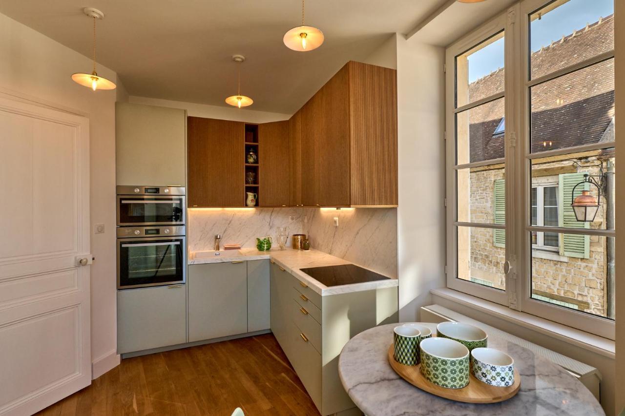 Appartement Montagnon - Les Suites Du Palais - Classe 4 Etoiles, Parking Prive, Vue Cathedrale, 3 Chambres, Primo C0Nciergerie Νεβέρ Εξωτερικό φωτογραφία