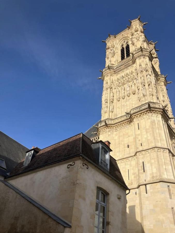 Appartement Montagnon - Les Suites Du Palais - Classe 4 Etoiles, Parking Prive, Vue Cathedrale, 3 Chambres, Primo C0Nciergerie Νεβέρ Εξωτερικό φωτογραφία