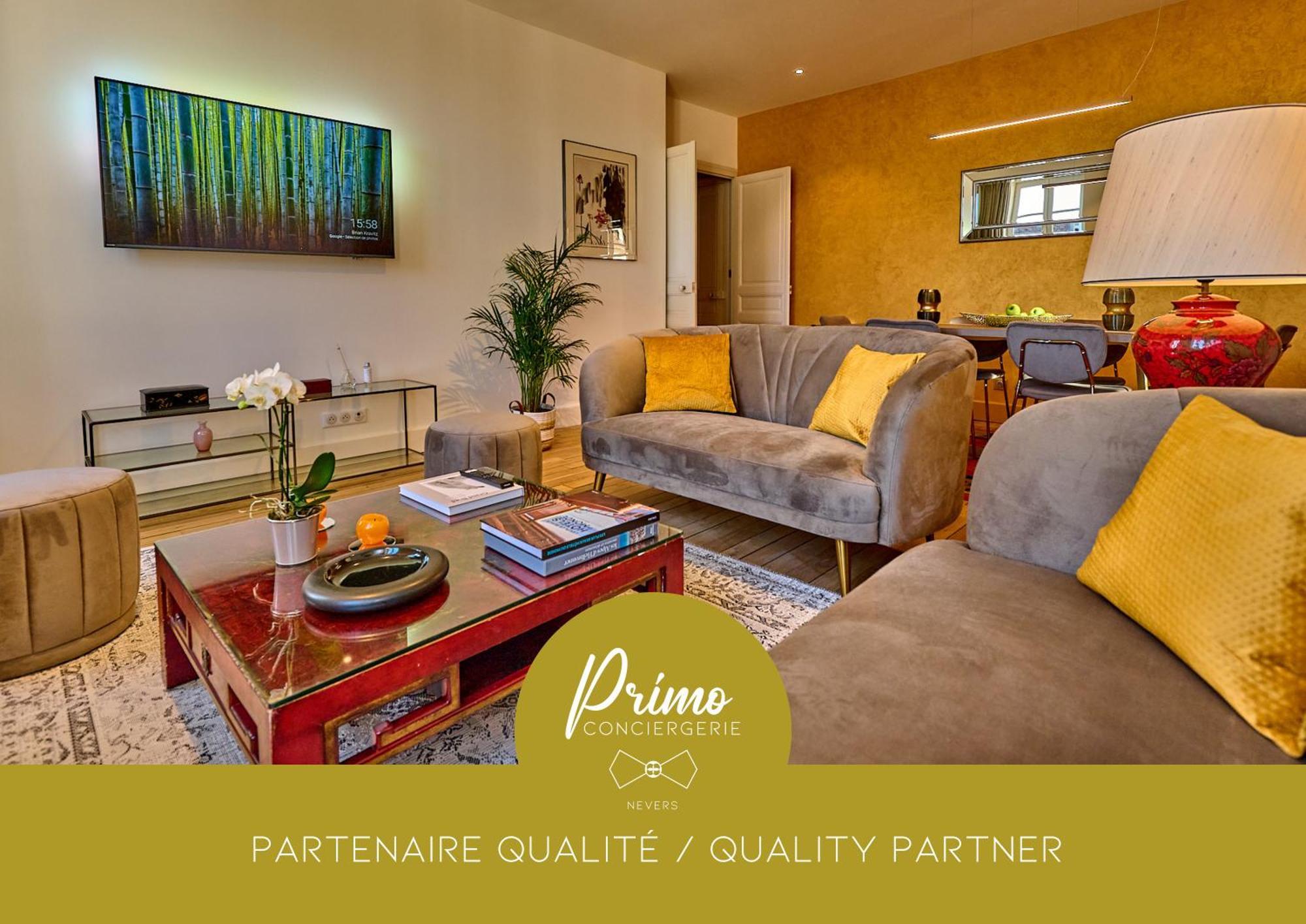 Appartement Montagnon - Les Suites Du Palais - Classe 4 Etoiles, Parking Prive, Vue Cathedrale, 3 Chambres, Primo C0Nciergerie Νεβέρ Εξωτερικό φωτογραφία